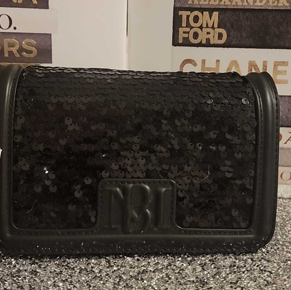 Badgley Mischka Sequin Crossbody Bag - Picture 2 of 8